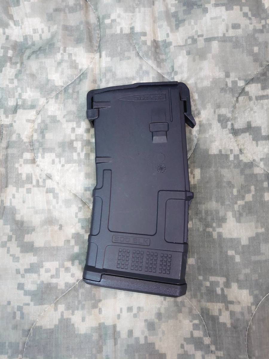 実物 P-MAG Gen3 300BLK 20連　検索用）MAGPUL マグプル M4 AR-15 PMAG 米軍_画像3