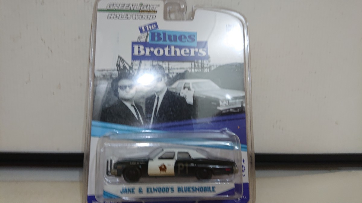 GREENLIGHT HOLLYWOOD The Blues Brothers JAKE＆ELWOODS BLUESMOBILE DODGE MONACO1/64グリーンライトブルースブラーザース ダッヂモナコ _画像1