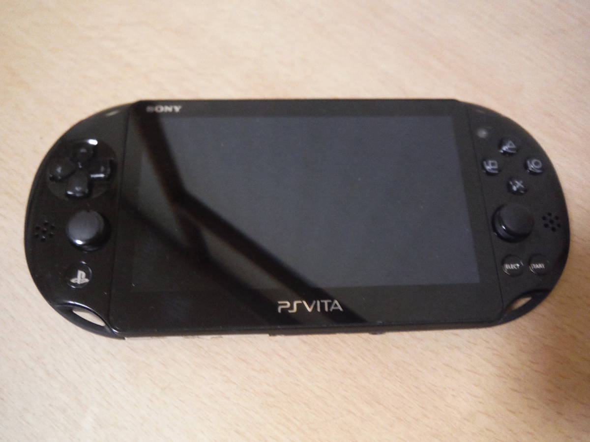 PS Vita 本体　PCH-2000 ブラック　PlayStation Vita SONY ブラック　ヴィータ USB充電ケーブル付
