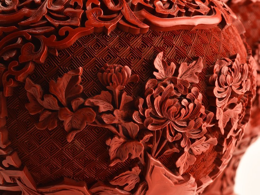 【流】中国美術 堆朱菊牡丹彫花瓶一対 高25.5cm TQ331_画像2