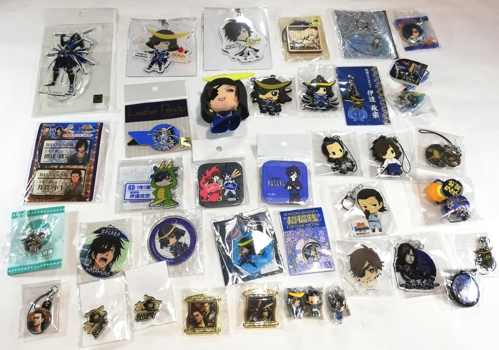 即決 戦国BASARA 伊達政宗&片倉小十郎グッズまとめ セット 缶バッジアクリルスタンドミニフィギュアポストカードクリアファイル等_画像9