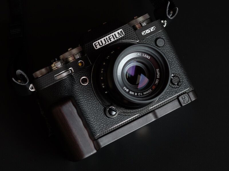 新品 FUJIFILM フジフイルム XT4用 ハンドグリップ(黒檀/エボニー) 新品 FUJIFILM フジフイルム XT4用 ハンドグリップ(黒檀/エボニー)