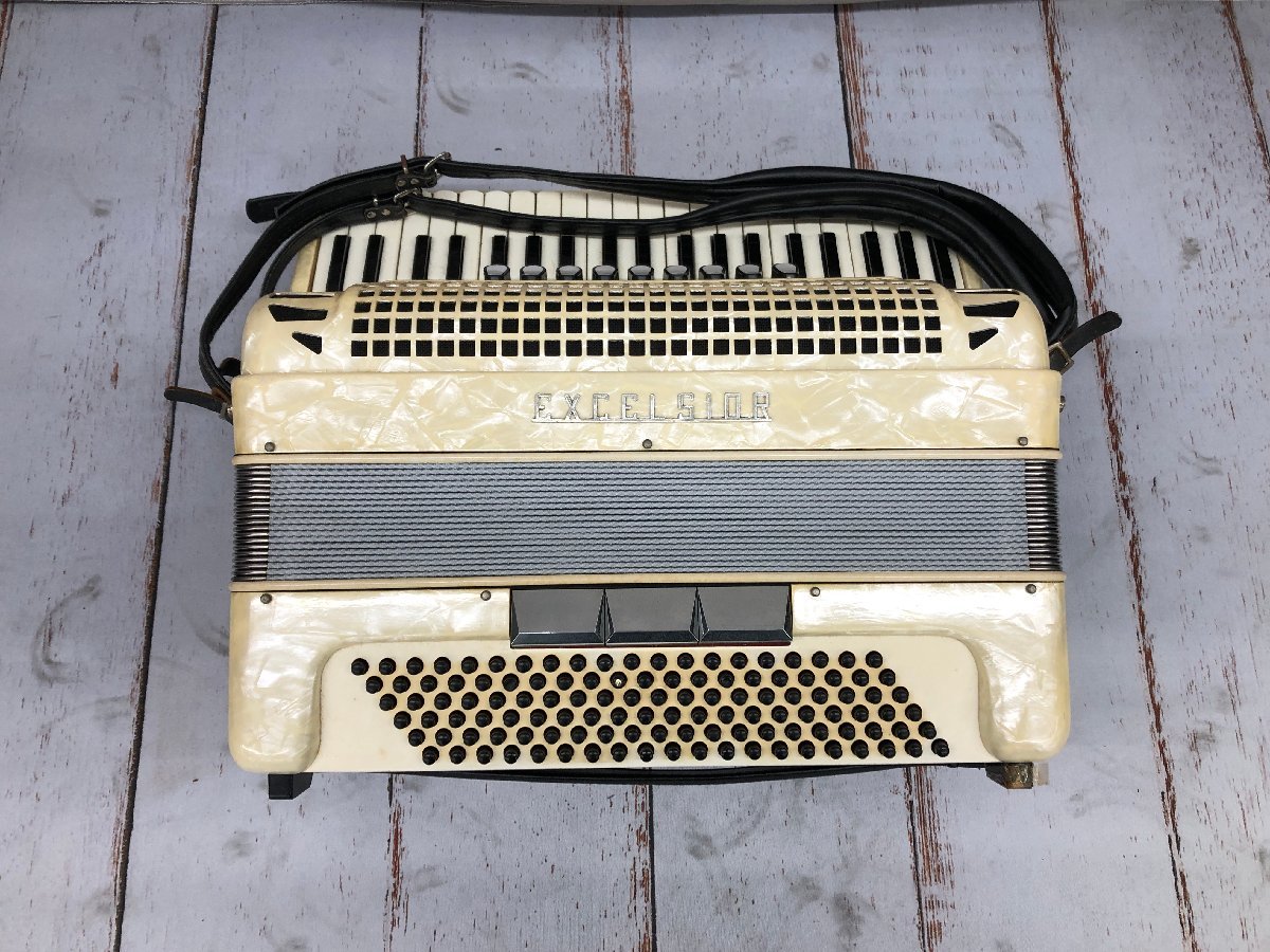 ♪3675　中古品　鍵盤楽器　アコーディオン　EXCELSIOR　エキセルシァー　Model 415_画像6