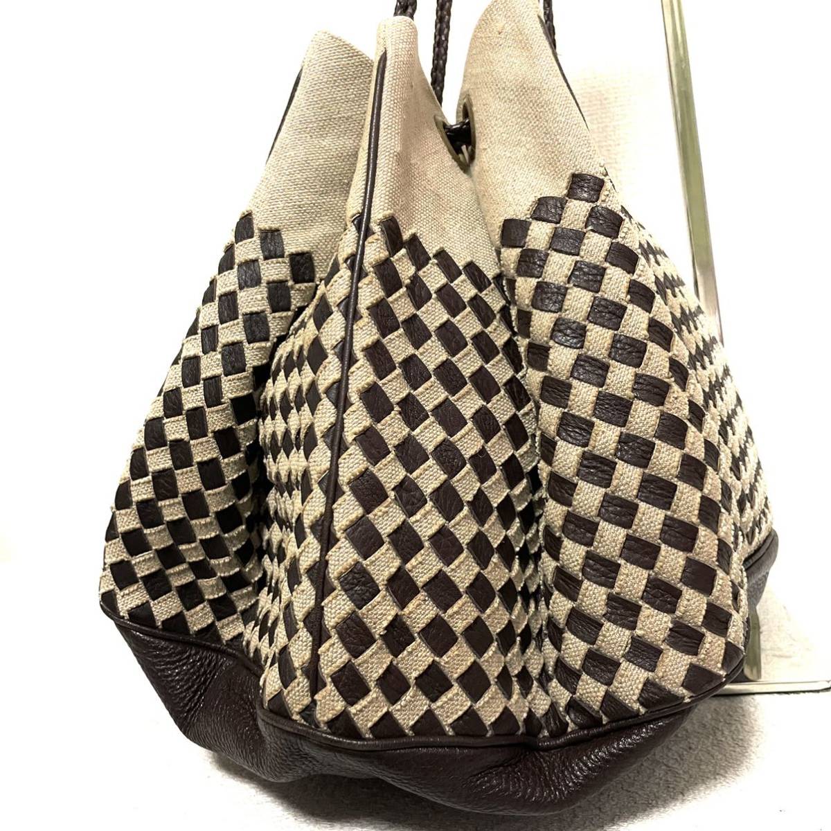 1円スタート！ 美品 BOTTEGA VENETA ボッテガヴェネタ イントレチャート キャンバス レザー 巾着 ショルダーバッグ トートバッグ ブラウン _画像5