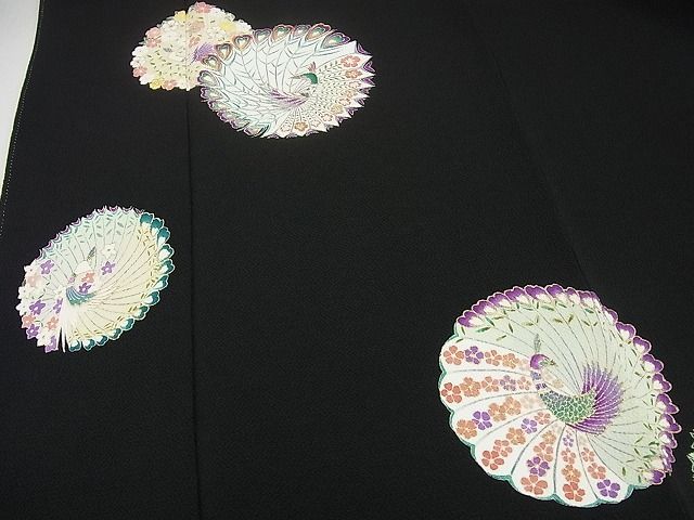 平和屋1□極上　訪問着　駒刺繍　孔雀花丸文　黒地　鬼しぼ縮緬　金彩　そごう扱い　逸品3s2227_画像4