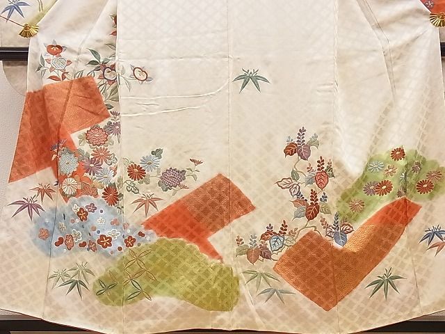 平和屋野田店■豪華振袖　総刺繍　松竹梅　吉祥花文　金彩　逸品　n-hj7170_画像3