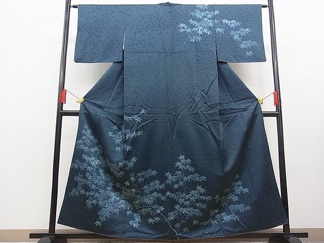 平和屋野田店■訪問着 ろうけつ染め 楓文 逸品 n-fw4391の画像1