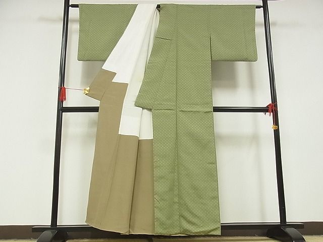 平和屋-こころ店■お召　麻の葉文様　海松色　着丈155cm　裄丈64cm　正絹　逸品　B-zg7523_画像2