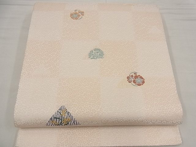 平和屋野田店■六通柄袋帯　唐織　鱗取り草花文　逸品　n-ea0839_画像1