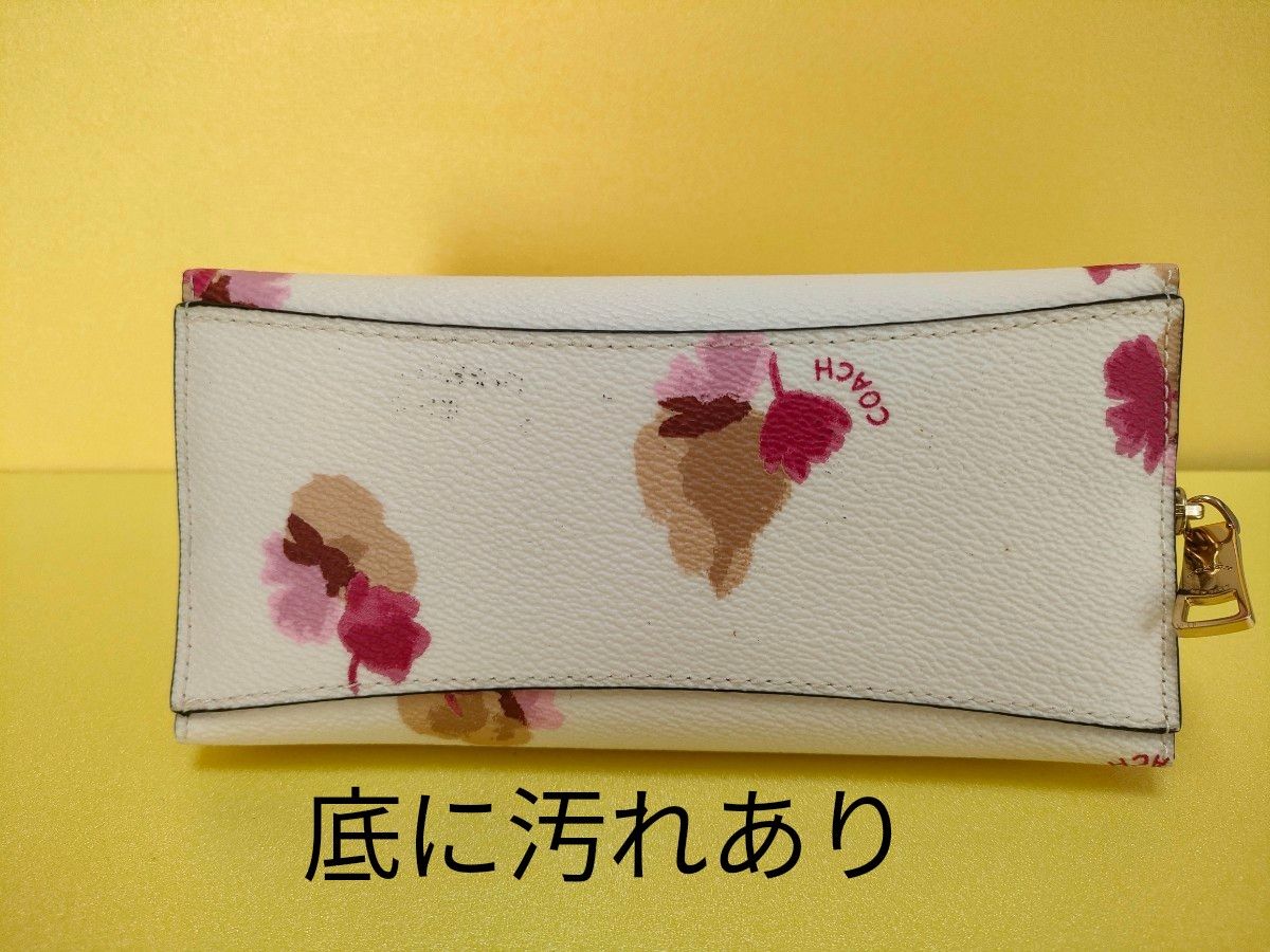 ■新品未使用■コーチ　ポーチ　 フローラル　 レザー　 花柄 COACH