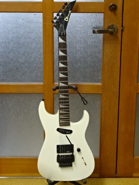 CHARVEL シャーベル エレキギター 管理O-8_画像1