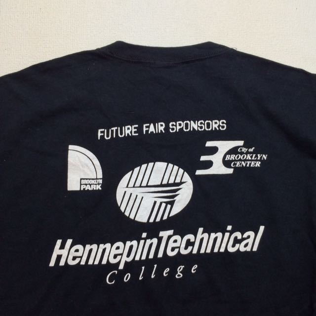 HennepinTechnicalCollege/GILDAN(USA)ビンテージTシャツ