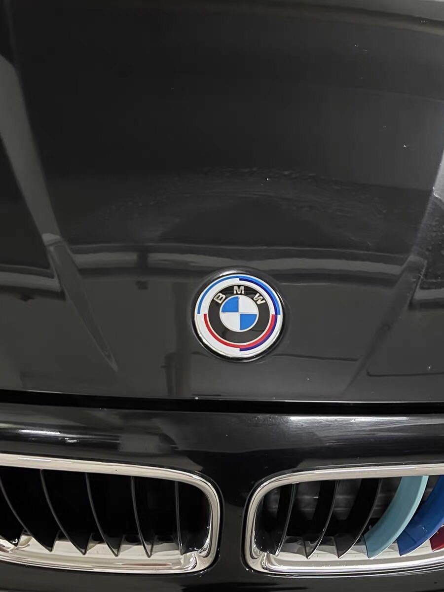 国内発送　BMW 50周年 M クラシック エンブレム 82mm 73mm 2個セットE46E90F30F31F32F80F83F36M4①_画像2