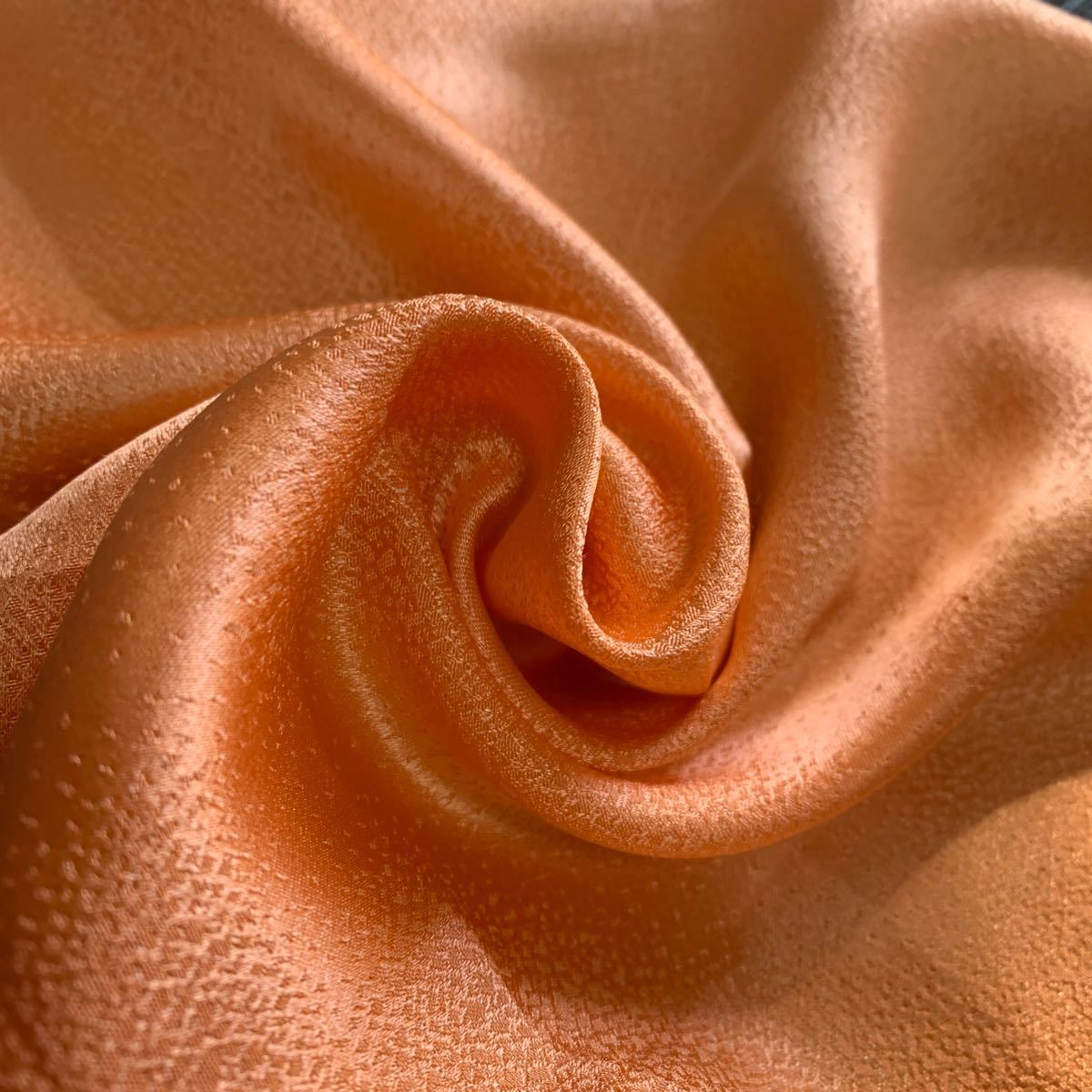 正絹　着物ハギレ　約36×90 少し薄めのパールオレンジ　光沢　　はぎれ　鮮やか_画像1