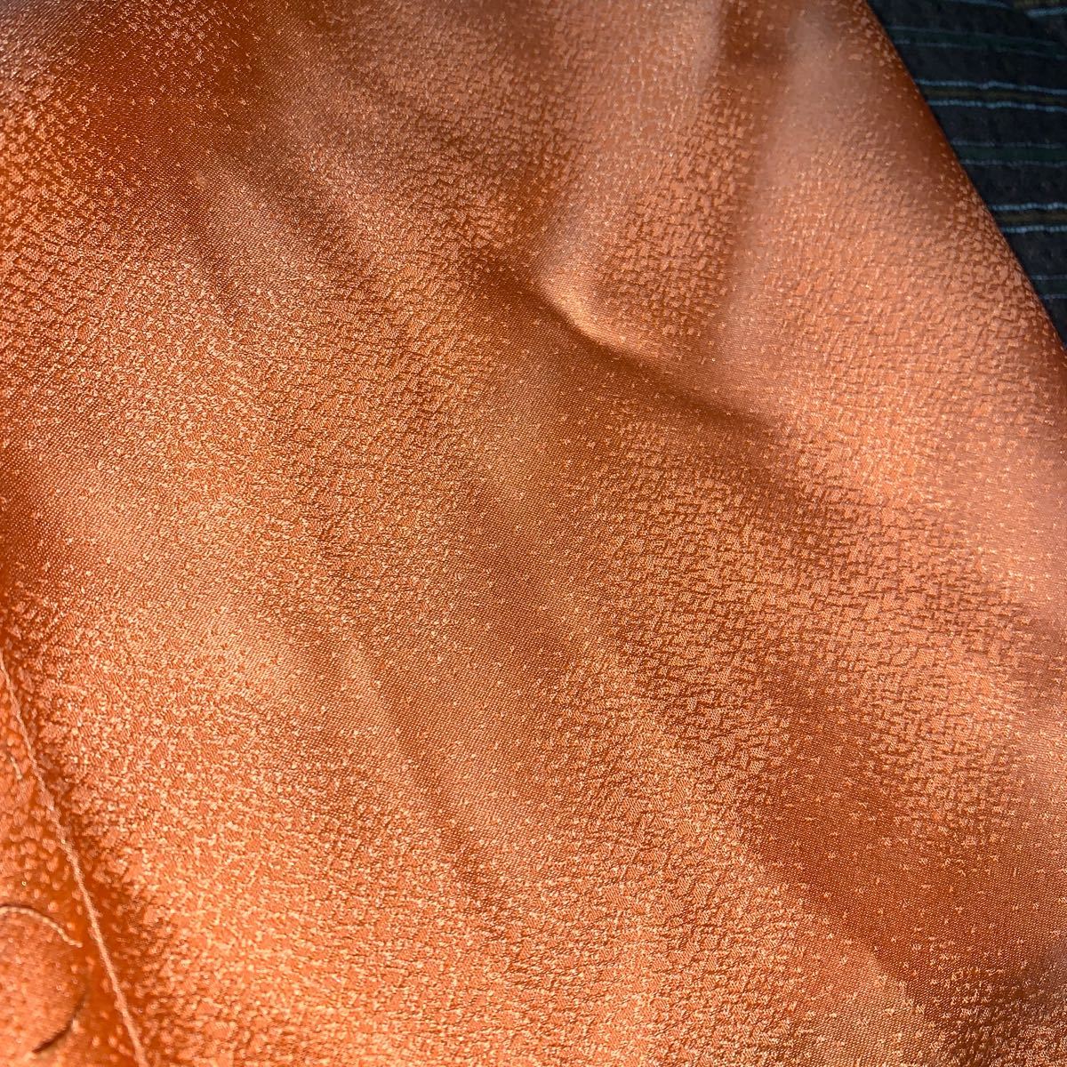 正絹　着物ハギレ　約36×90 少し薄めのパールオレンジ　光沢　　はぎれ　鮮やか_画像2
