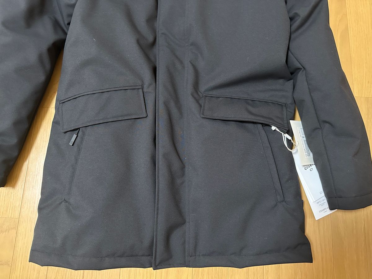 QUARTZ クォーツ CHAMPLAIN ダウンジャケットブラック M 未使用 QUARTZ クォーツ CHAMPLAIN ダウンジャケットブラック M 未使用