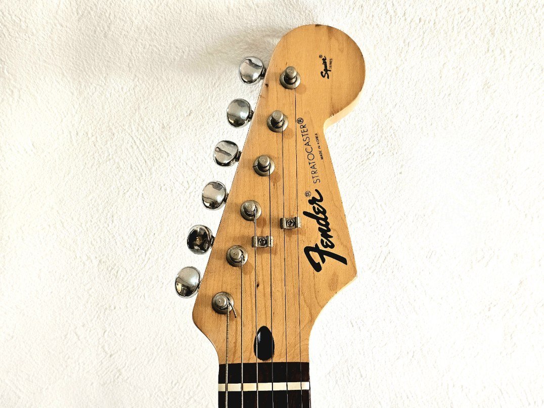 Fender フェンダー ストラトキャスター STRATOCASTER スクワイヤーシリーズ エレキギター 6弦 演奏 練習_画像5