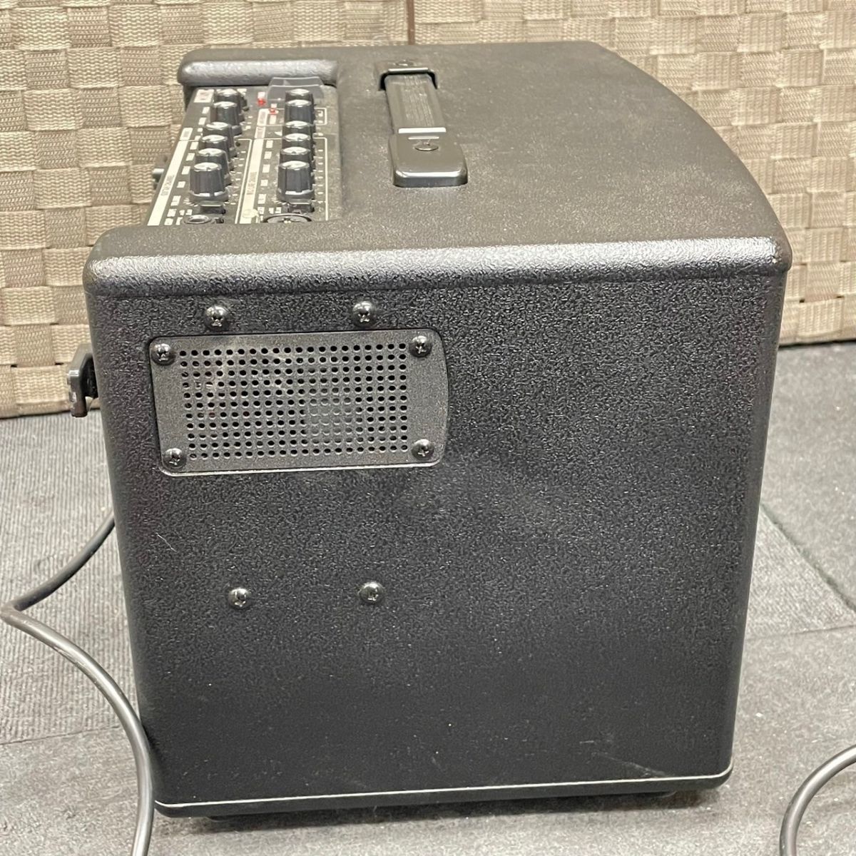 K828-O15-43 Roland ローランド AC-60 アコースティックギターアンプ Acoustic Chorus エレアコ用 オーディオ機器 音響機材 通電OK ③_画像6