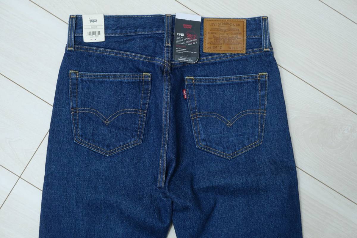 新品リーバイス24767-0071 W29 551Z ルーズストレート インディゴ・ダークユーズド BIG-E Authentic Straight Jeans_画像6