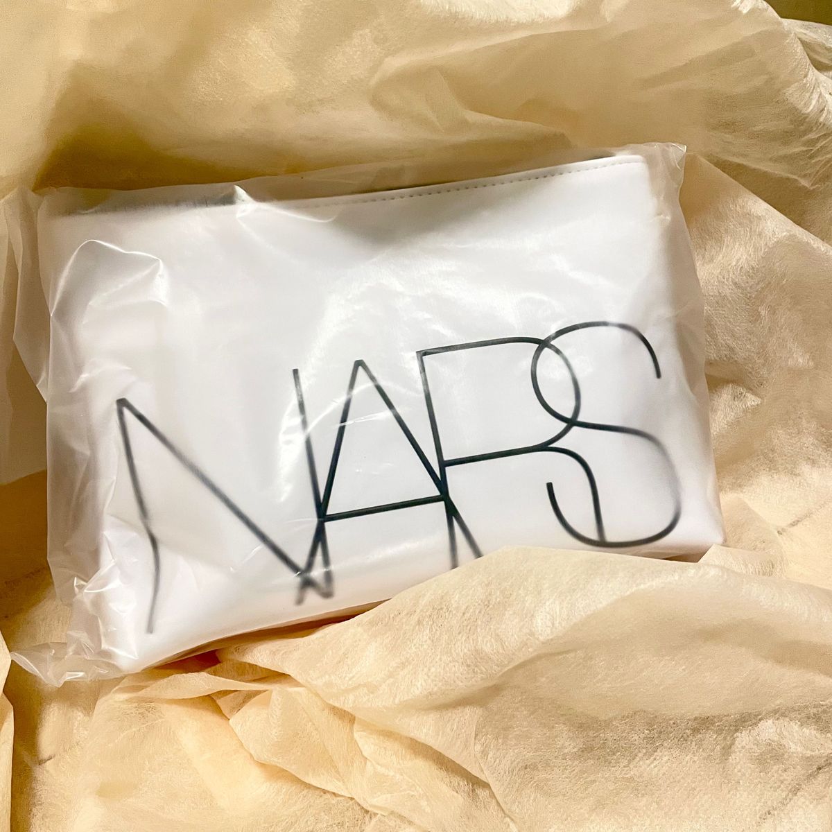 送料無料 新品 NARS ホワイトポーチ ホリデーシーズン ノベルティ ナーズ ポーチ 非売品