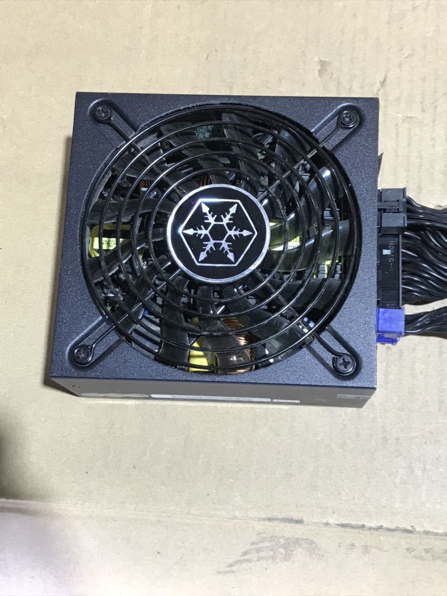 [ used ]SilverStone SST-SX500-LG 500W SFX-L power supply full plug-in type 80PLUS GOLD certification / plug-in cable equipping V1.1 A3