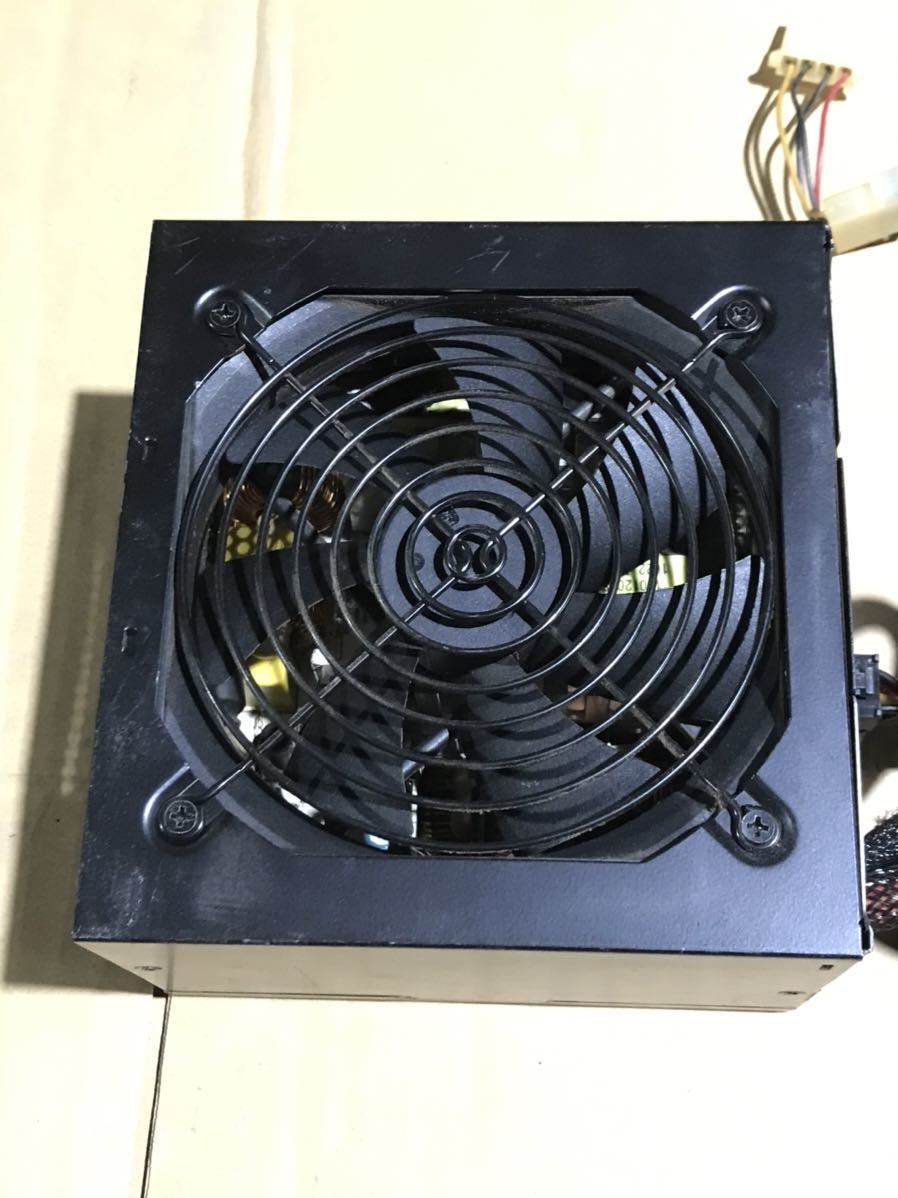 【中古】 700W KRPW-PB700W/85+ PC用 電源BOX 電源ユニットA3_画像2