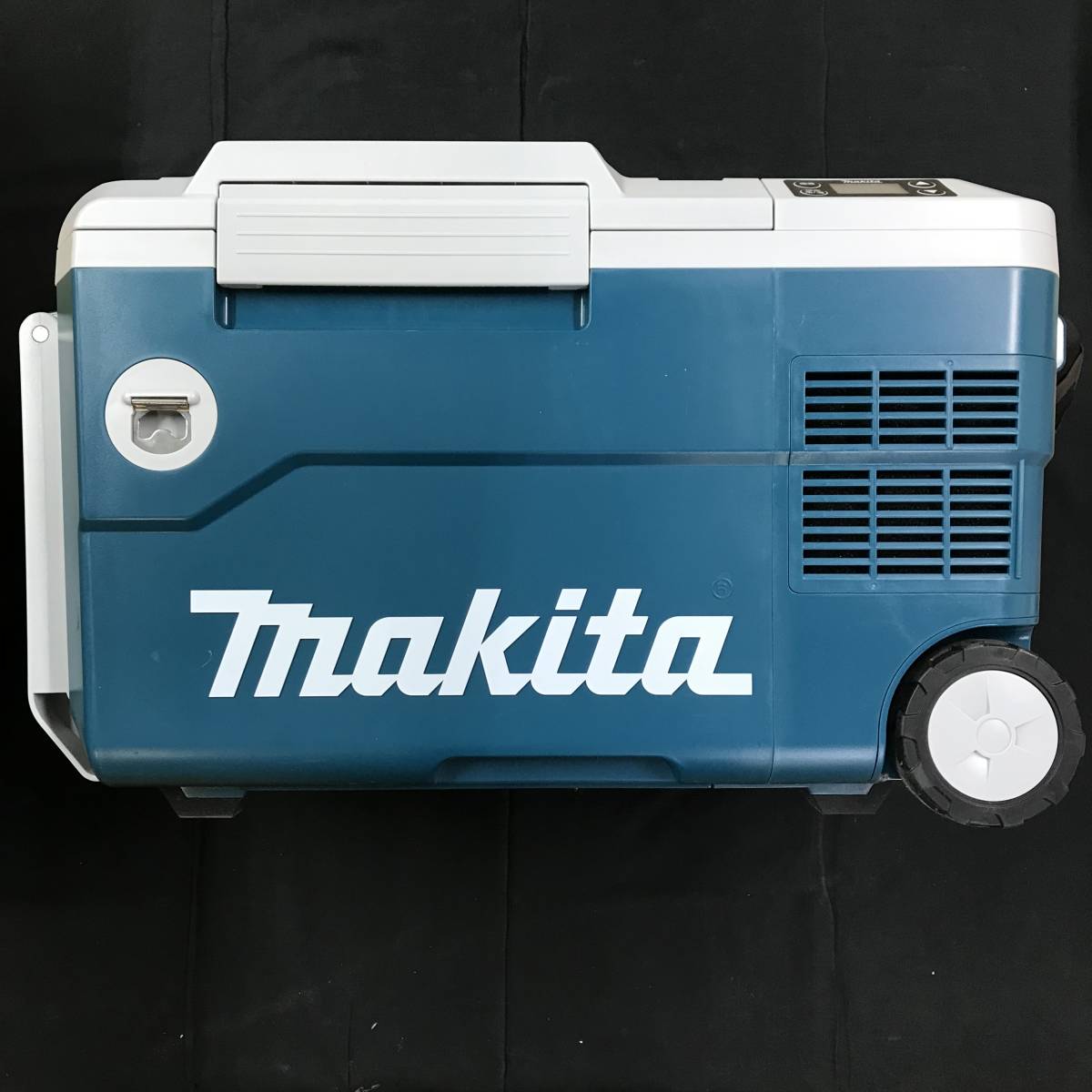 sb8548 送料無料！makita マキタ 18V 充電式保冷温庫 CW180D 本体のみ ACアダプタ付き_画像1