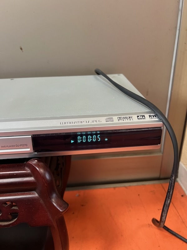 DVDプレーヤー／MITSUBISHI DJ-P270　中古【動作確認済】_画像4