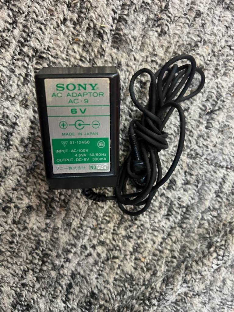 送料無料 SONY ソニー 純正 スカイセンサー ICF-5800 等用 ACアダプター AC-9 センターマイナス 6V 300mA TOKYO JAPAN 使用感有り _画像1