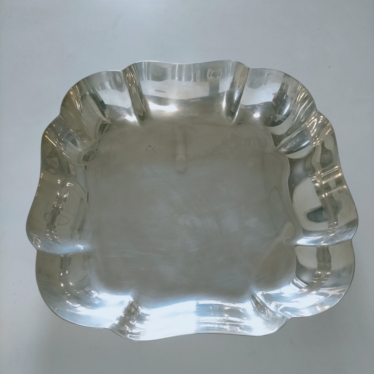 M154 Tiffany& Co. ティファニー TERLING SILVER 銀 皿 トレー プレート 食器 サイズ約21×21×4cm 重さ約471g_画像2