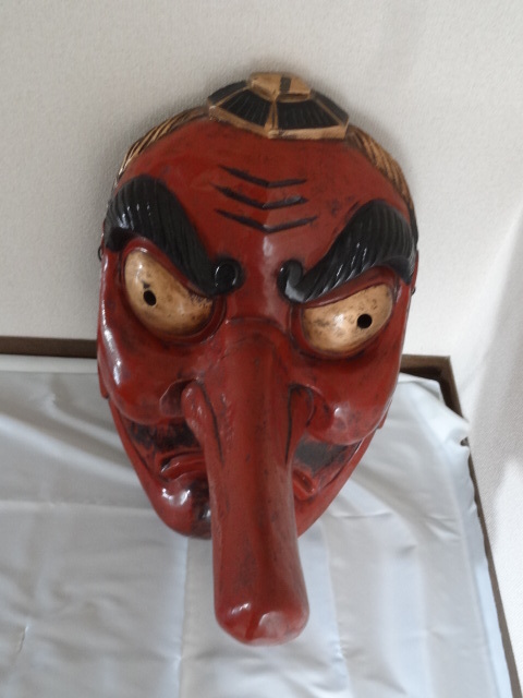 天狗 お面 木彫り 特大 巨大 高さ約62cm ×幅約40cm×奥行き48cm 天狗 お面 木彫り 特大 巨大 高さ約62cm ×幅約40cm×奥行き48cm