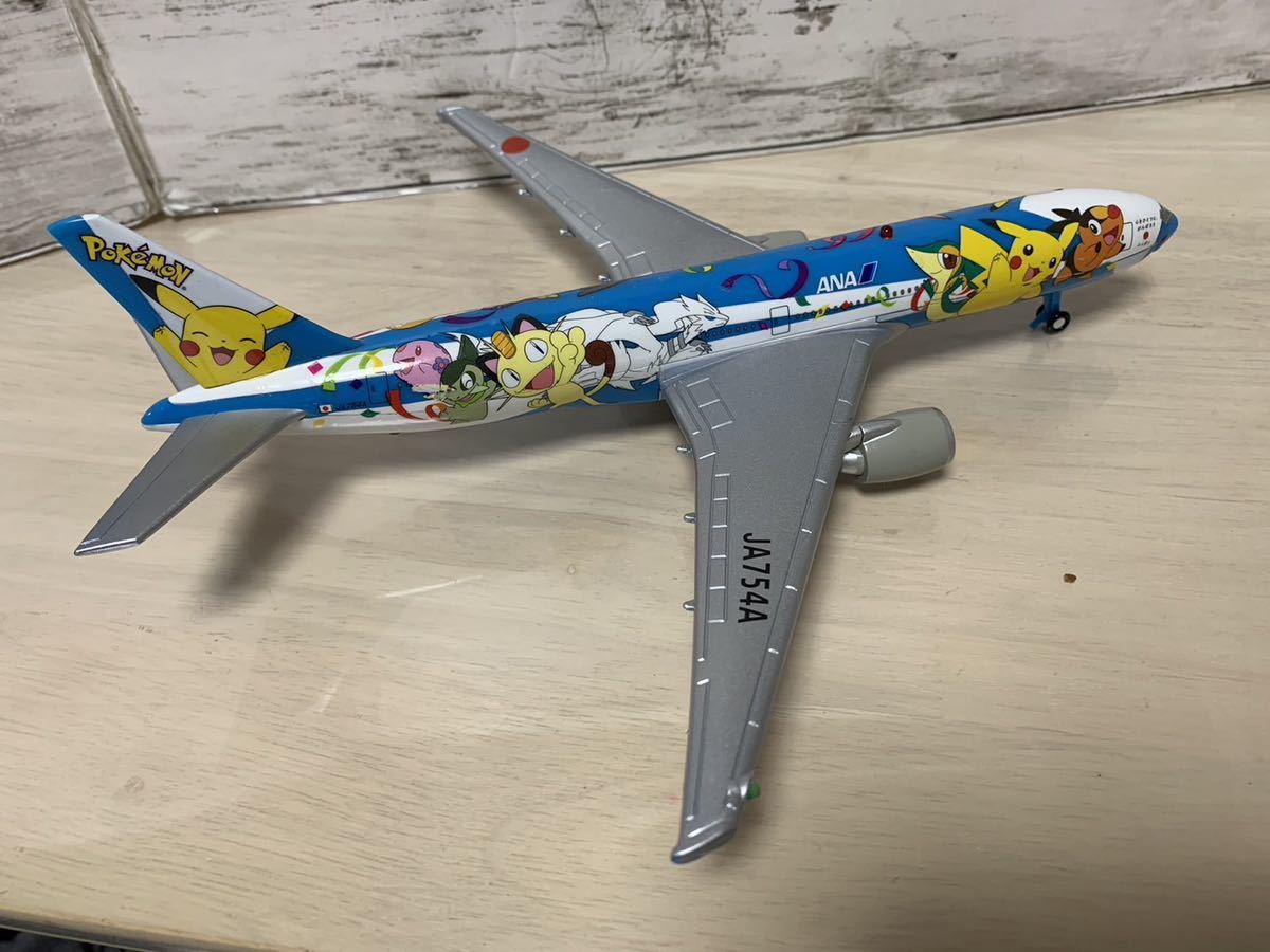 【レア】B777-300 ANA ポケモン ピースジェット JA754A [NH40064] 全日空商事_画像1