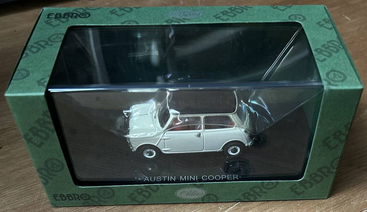 1/43 エブロ オースチン　ミニ　クーパー　ホワイト　ebbro austin mini cooper 44408_画像3