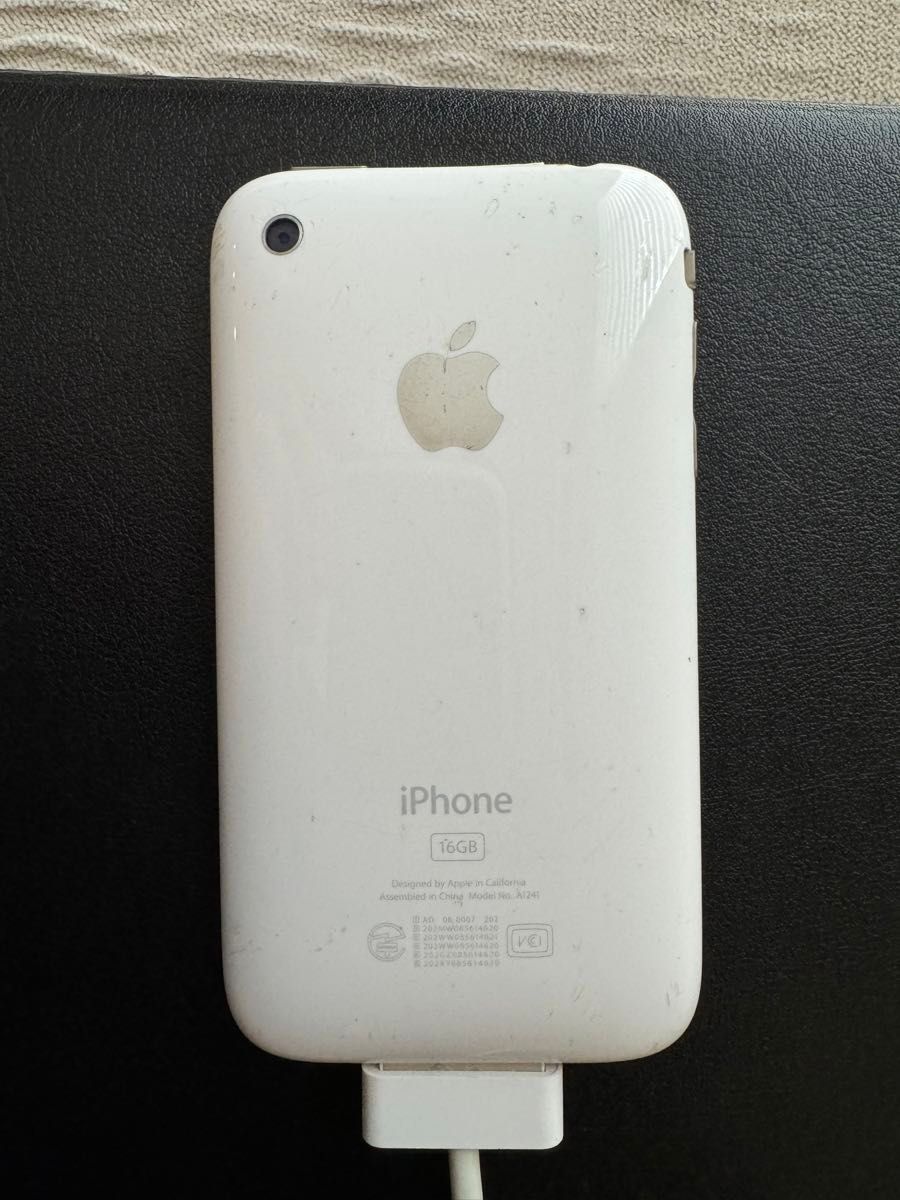 iPhone3GS 16GB 白　白ロム　初期化済　作動します。