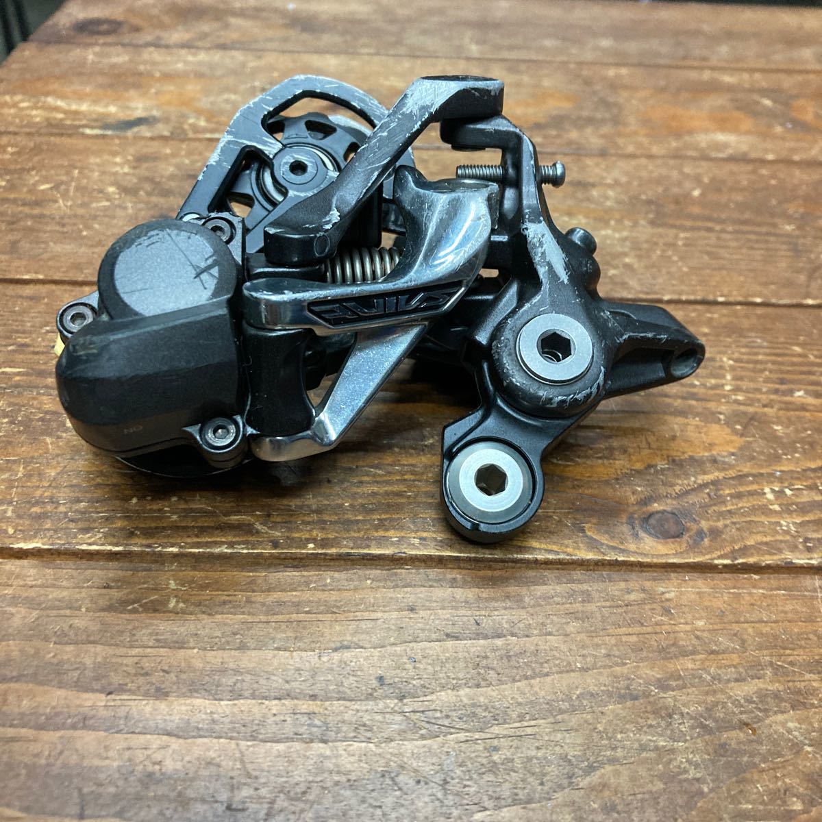 SHIMANO リアディレイラー RD-M820 Saint セイント 10S