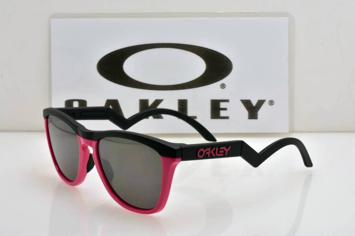 ★新品・正規輸入品！OAKLEY オークリー OO9289-0455 Frogskins Hybridフロッグスキン ハイブリッド マットブラック/ネオンピンク★_画像1