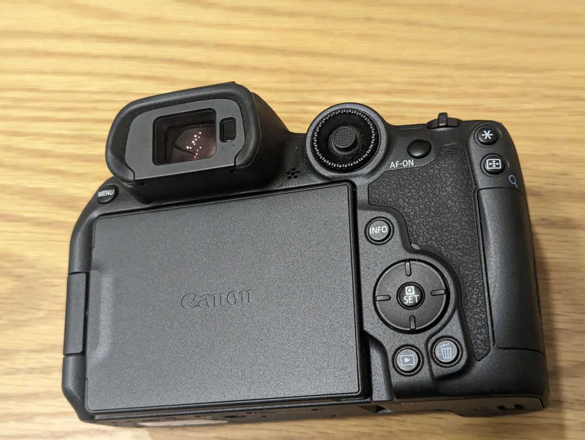 Canon EOS R7 美品 保証残あり 冊子 EOS R7 完全ガイド 付属_画像3
