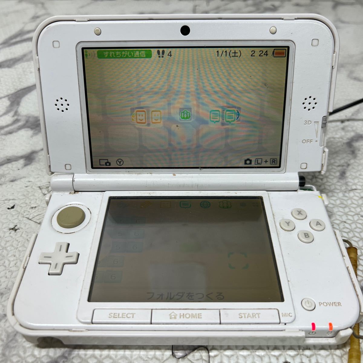 MYG-695 激安 ゲー厶機 本体 Nintendo 3DS LL 通電、起動OK ジャンク 同梱不可_画像2