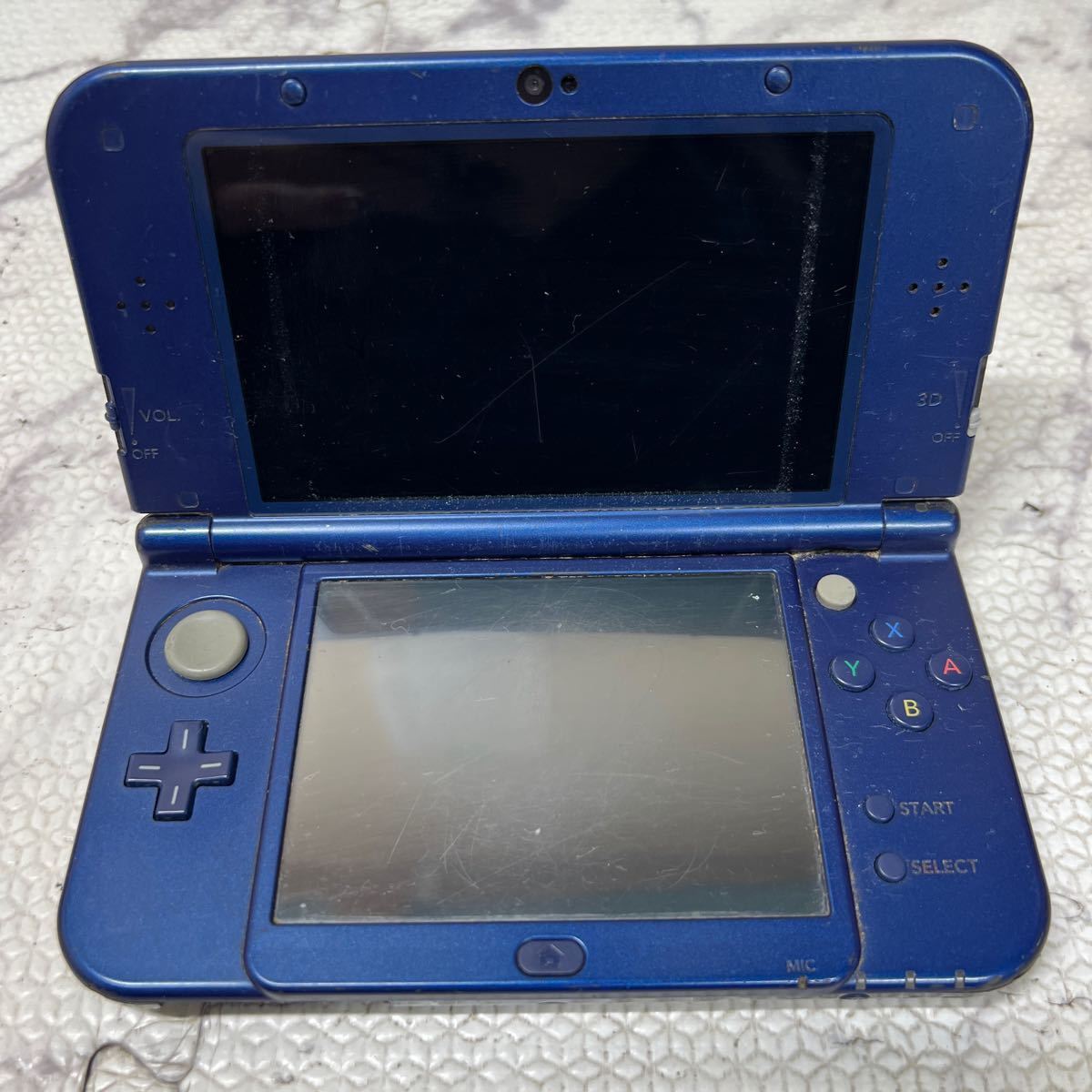 MYG-847 激安 ゲー厶機 本体 New Nintendo 3DS LL 動作未確認 ジャンク 同梱不可_画像2