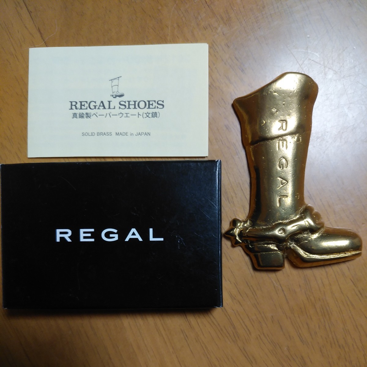 ＲＥＧＡＬ ＳＨＯＥＳ ２０１２年　秋のリーガルウィーク　ノベルティ　非売品　真鍮製　ペーパーウェイト　文鎮　インテリア　飾り　真鍮_画像1