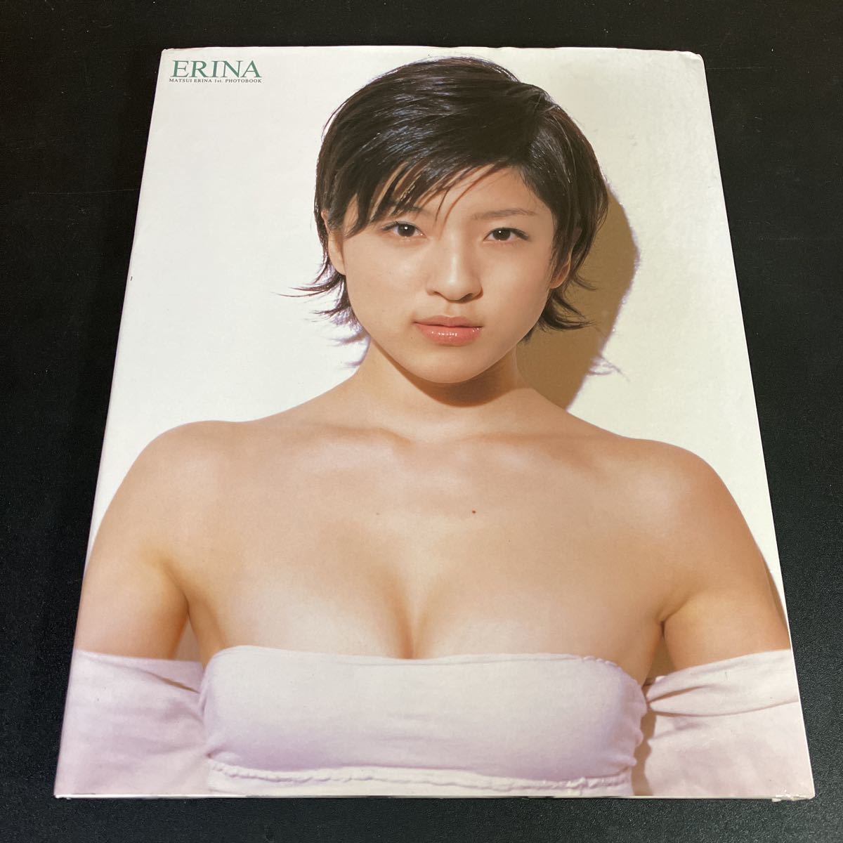 23-10-8『 ERINA　松井絵里奈初写真集 』水着　ビキニ　松井絵里奈_画像9