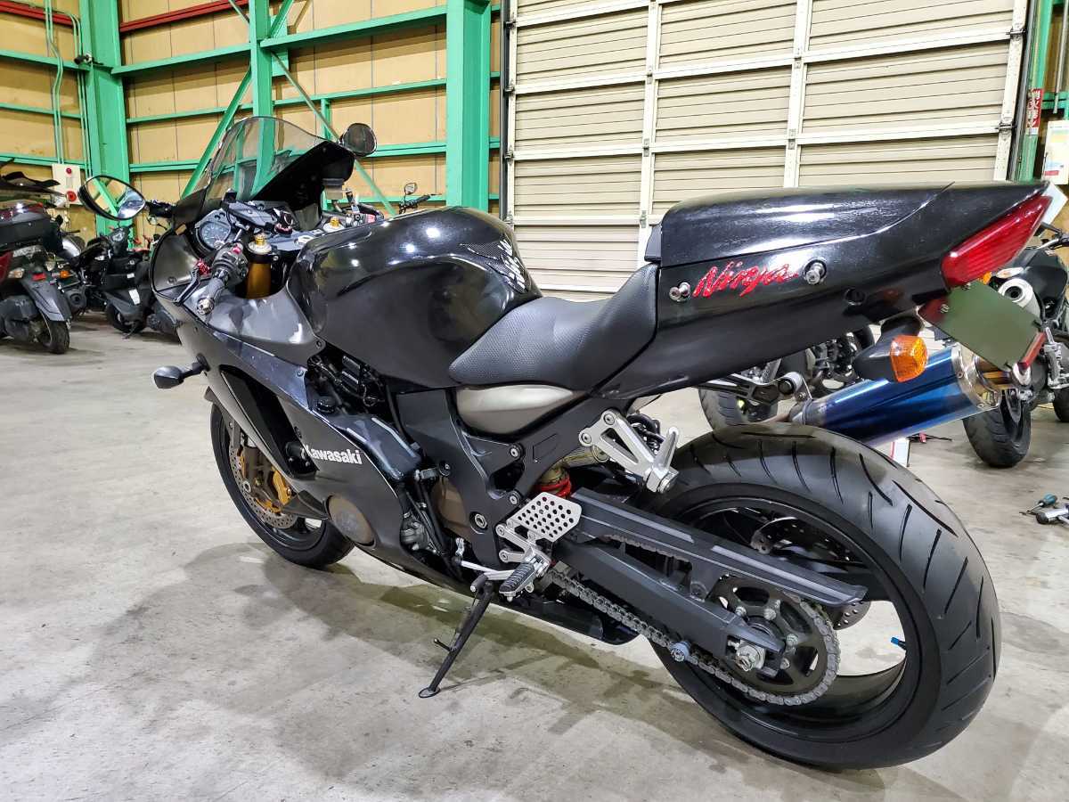 格安　ZX-12R　ZX12R　ZZ-R1200　B型モデル　平成17年式　47890ｋｍ　セル始動　_画像4