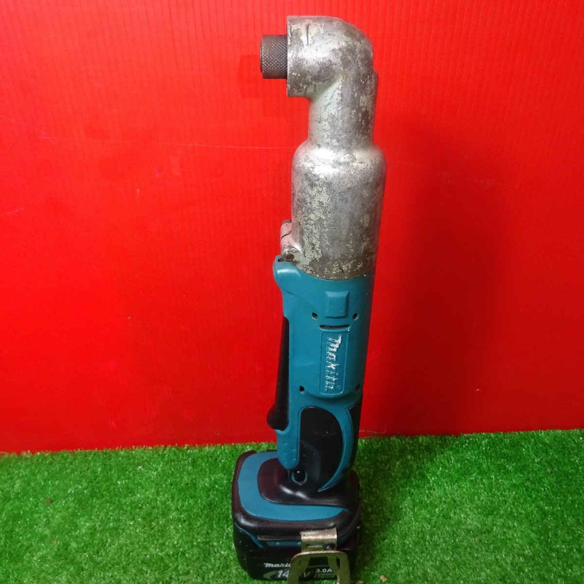【中古品】☆マキタ(makita) コードレスアングルインパクトドライバ TL060DZ【岩槻店】