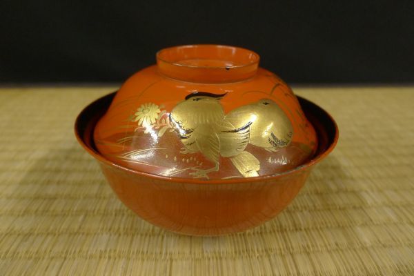 X765 時代物 木製漆器 菊に文鳥金蒔絵朱塗蓋付吸物椀9客揃 汁椀 蓋碗 会席 懐石 古民具 古道具 木箱付/100の画像6