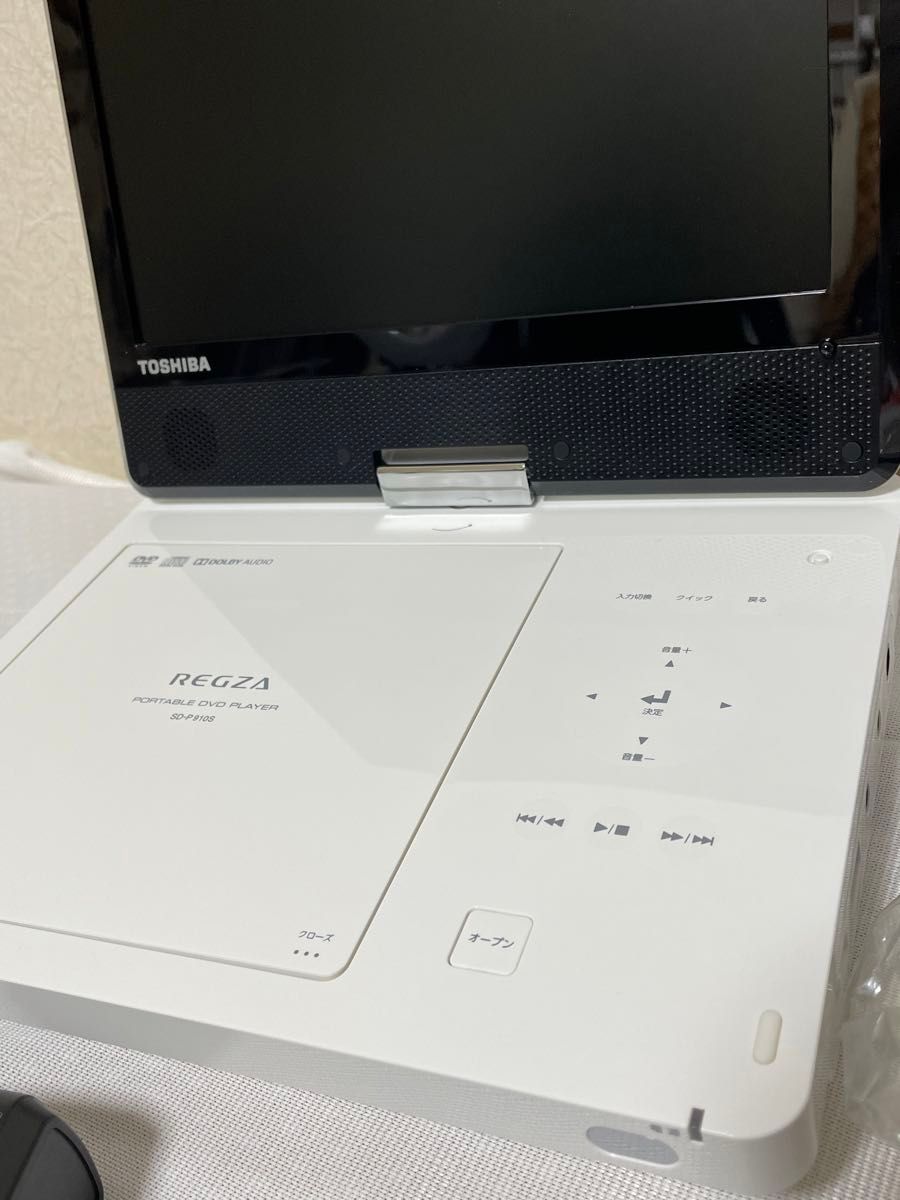 TOSHIBA 9V型 ポータブルDVDプレーヤー REGZA SD-P910S 東芝 TOSHIBA 9V型 ポータブルDVDプレーヤー REGZA SD-P910S 東芝