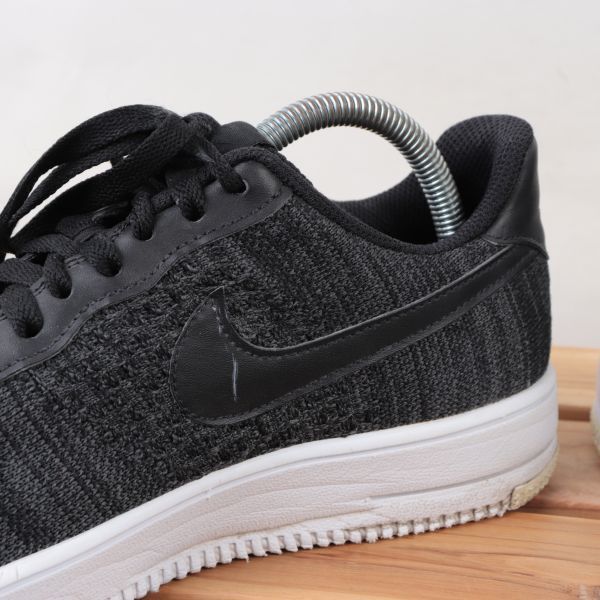 z8758 ナイキ エアフォース1 フライニット US8 26.0cm/黒 ブラック 灰 グレー系 NIKE AIRFORCE1 FLYKNIT AF1 LOW メンズ スニーカー 中古_画像7