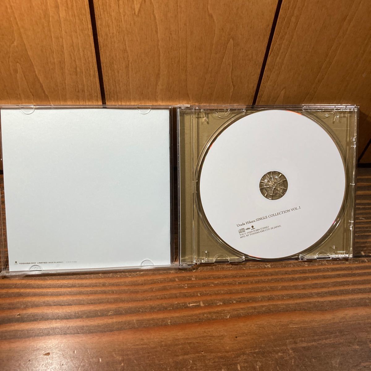 【２枚セット 美品】宇多田ヒカル Single Collection vol.1＆2_画像3