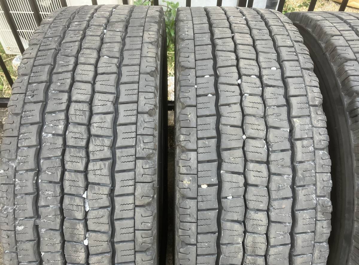 21年製☆バリ山★スタッドレス★DUNLOP DECTES SP081”245/70R19.5 136/134J”★【4本セット】_画像4