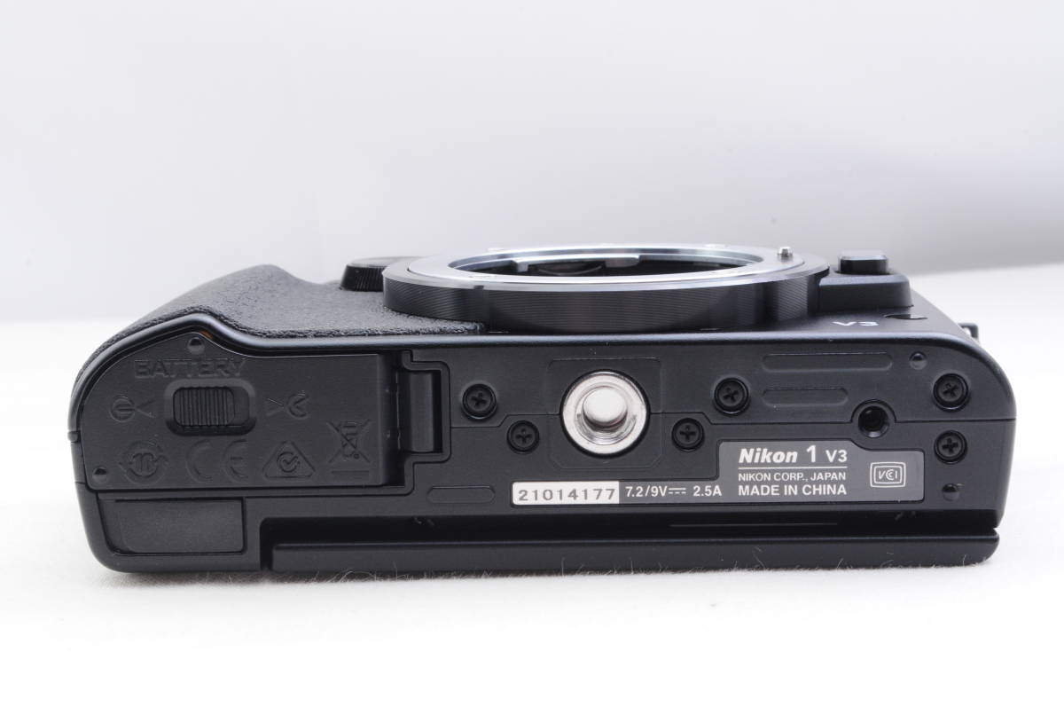 ★シャッター回数＝392回★ Nikon 1 V3 18.4MP ミラーレス一眼 ボディ ブラック (M993-1)_画像8