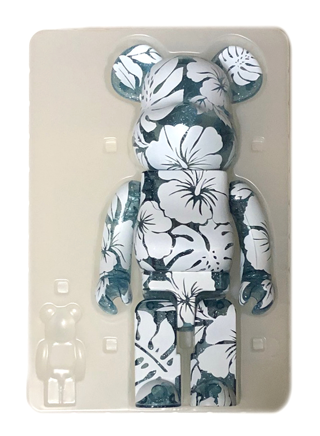 LEILOW HAWAII 400% Bearbrick / unused 